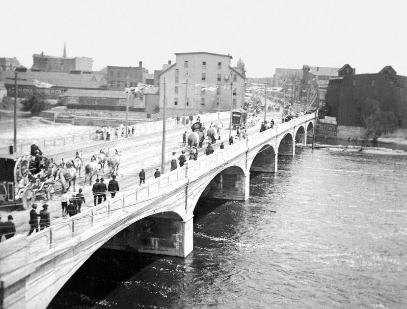 Cedar Valley Memories The Early Years Pediment Publishing