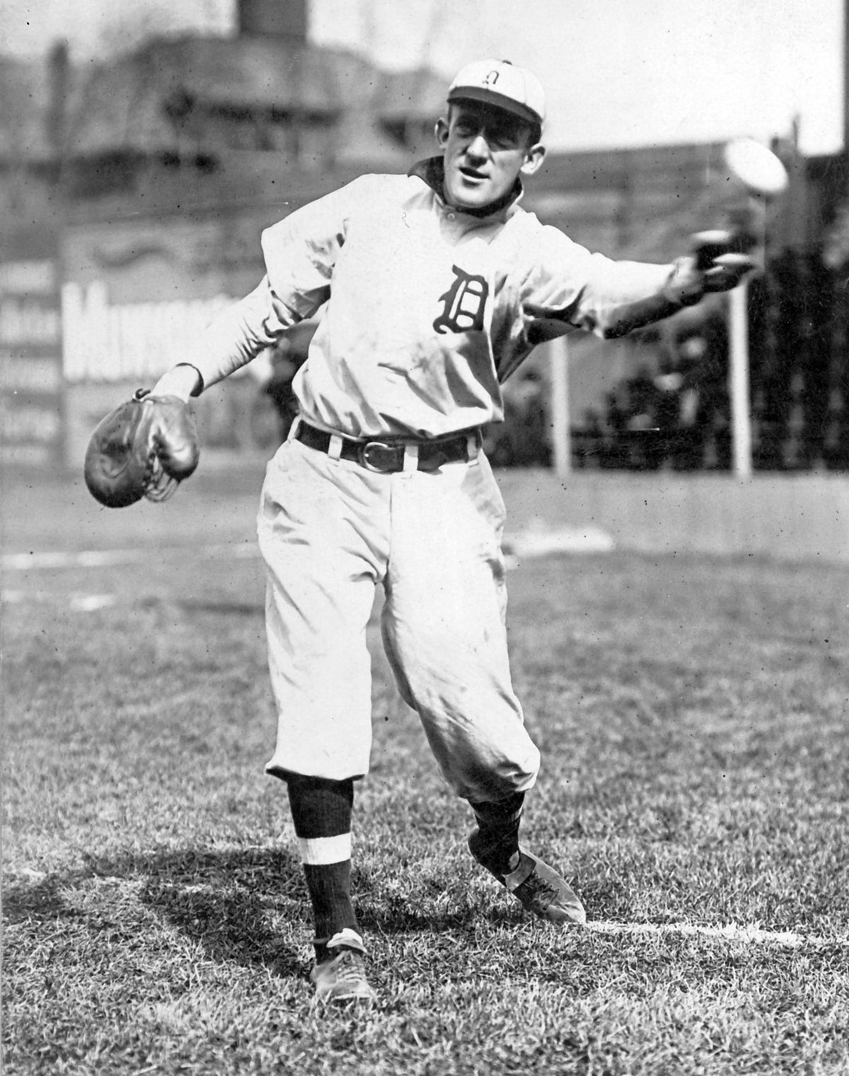 Ed Killian, Detroit Baseball Club pitcher, full-length portrait, in uniform, throwing the ball, dated 1908. Bain News Service / Library of Congress