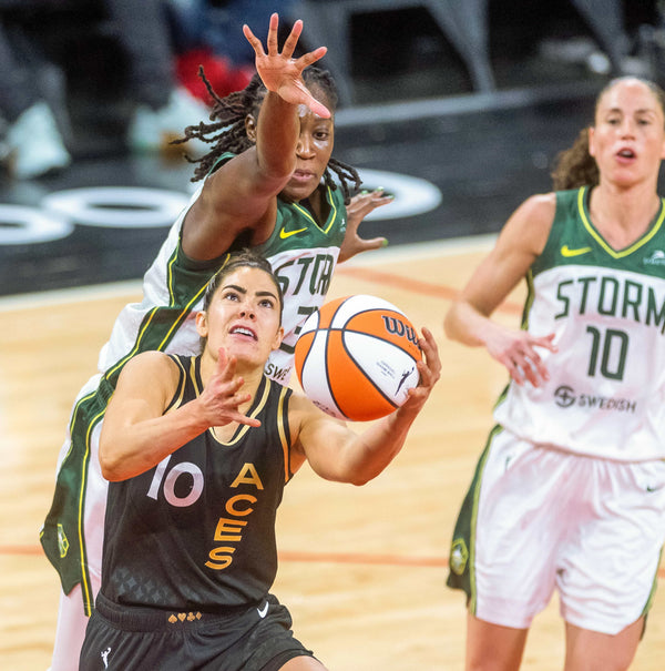 Las Vegas Aces guard Kelsey Plum (10) gets inside of Seattle Storm center Tina Charles (31) for a basket attempt during the second half of the WNBA semifinals Game 2 at the Michelob ULTRA Arena on Aug. 31, 2022, in Las Vegas. L.E. Baskow / Las Vegas Review-Journal