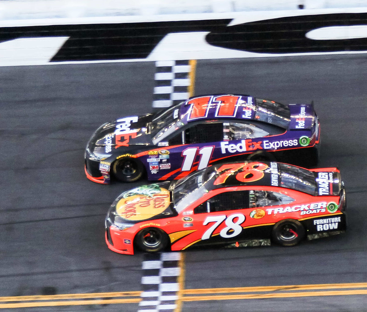High Banks & Heroes: 65 Years at Daytona, Home of the Great American Race