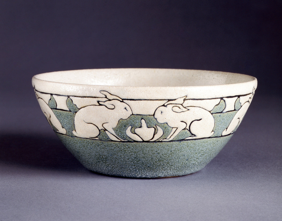 Masterpieces of Art Pottery: 1880–1930