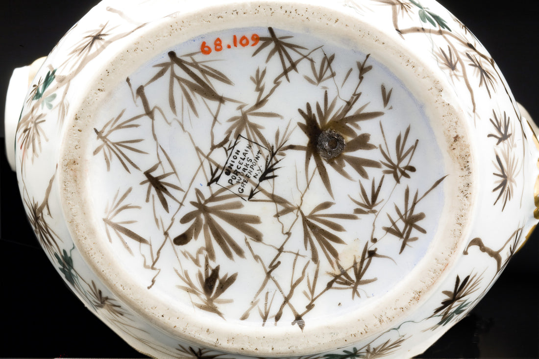 Masterpieces of Art Pottery: 1880–1930