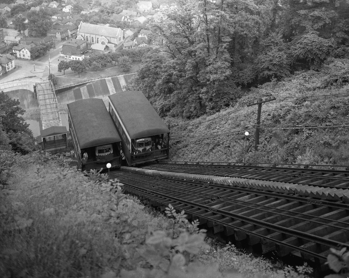 View of the Johnstown Inclined Plane, with cars stopped side by side, circa 1955. The Inclined Plane was built after the 1889 flood to connect Johnstown to the borough of Westmont. It was designed by Samuel Diescher who also designed Pittsburgh’s Duquesne and Monongahela Inclines and is the steepest vehicular incline in the world. Courtesy Archives & Special Collections, University of Pittsburgh / #200905.181.HF