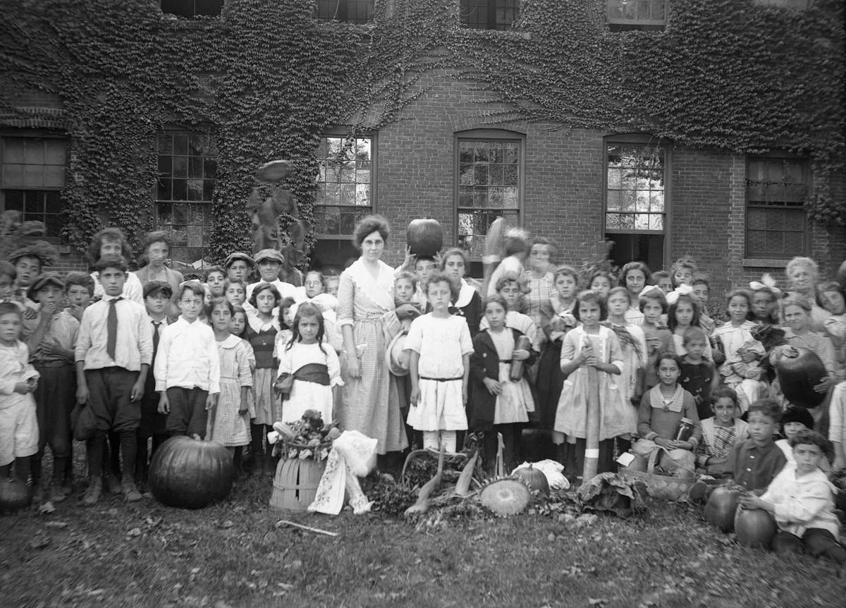 Students and their teacher at East Rome School, circa 1925. Courtesy Rome Historical Society / #2012.13.2.56