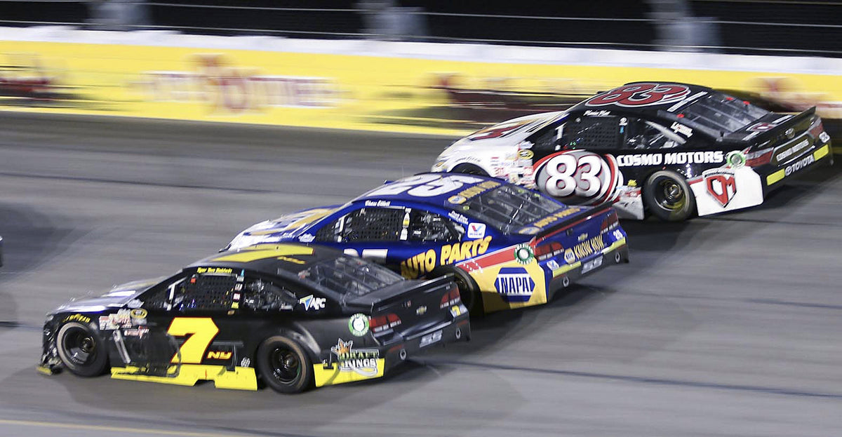 Alex Bowman (7), Chase Elliott (25) and Matt DiBenedetto (83) run three-wide during the Bojangles’ Southern 500 on Sept. 6, 2015, at Darlington Raceway.Chris Mckagen / Morning News