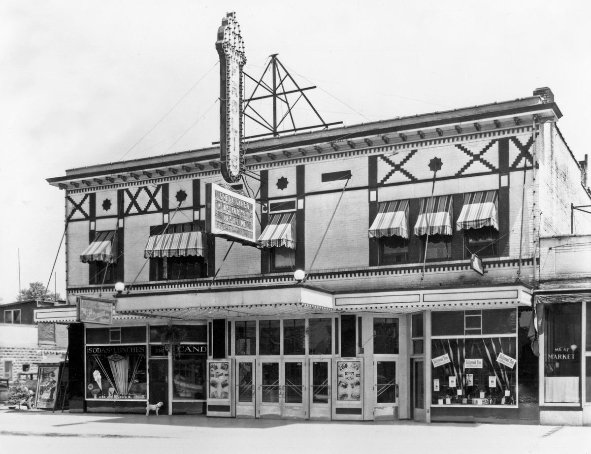 Looking Back: 150 Years of Memories and a Pictorial History of Midland County