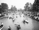 Large crowd on the embankment and in canoes as a concert band plays music under the gazebo in Belle Isle Park, circa 1907.Courtesy Library of Congress, Prints & Photographs Division, Detroit Publishing Company Collection / #LC-DIG-det-4a22395