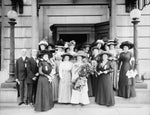 Blue Star Mothers group, circa 1906. Courtesy Library of Congress, Prints & Photographs Division, Detroit Publishing Company Collection / #LC-DIG-DET-4A26682