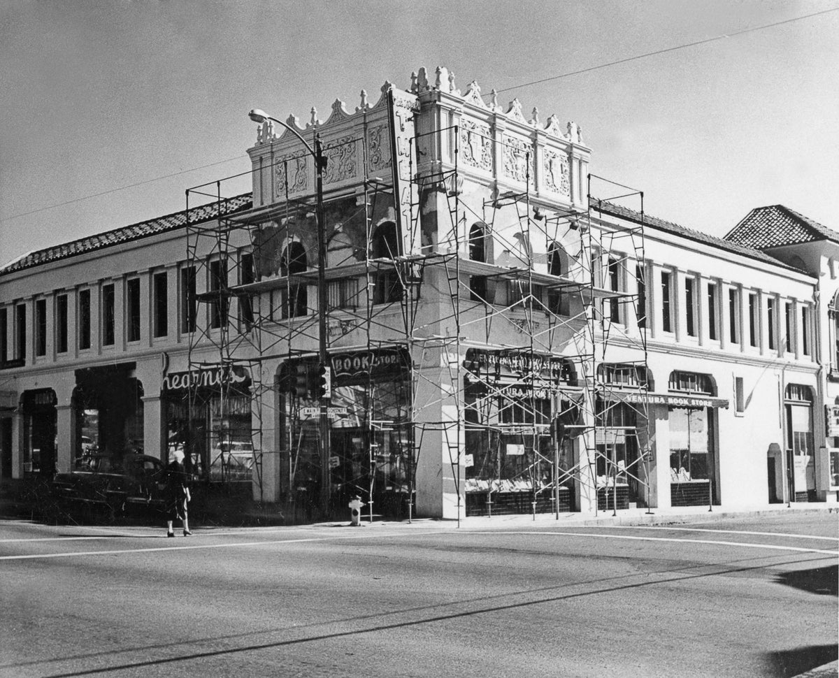 Looking Back: Ventura County: Great Depression through WWII