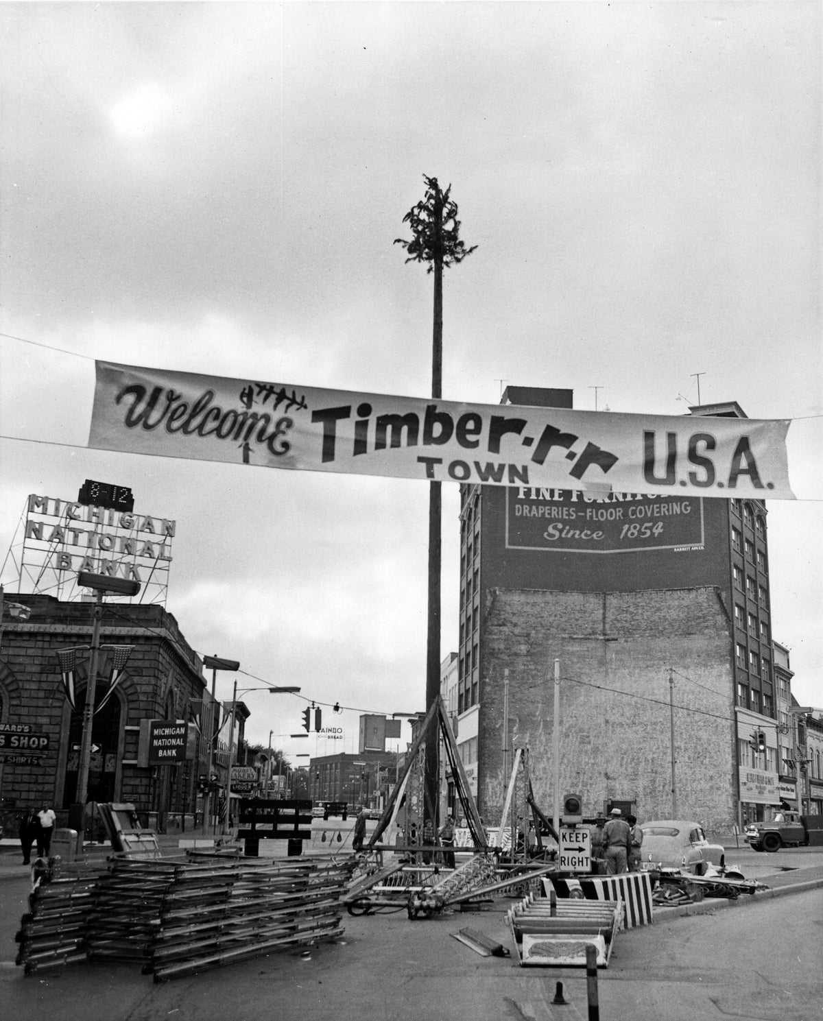A Pictorial Retrospective of Saginaw County: Looking Back: The 1800s to Today
