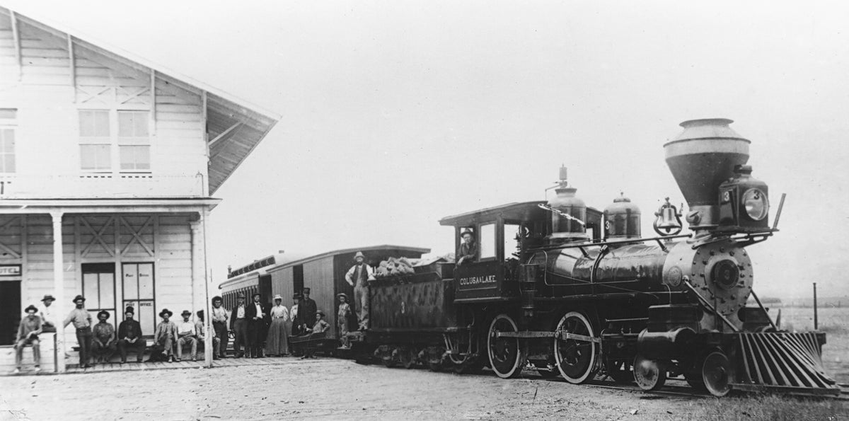 Looking Back Colusa County SunHerald Photo History Book Pediment