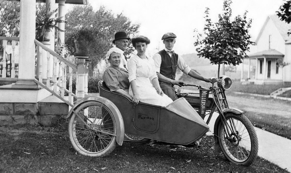 Group of men and women, possibly from nearby Millersburg, riding in a Flxible sidecar manufactured in the company’s Loudonville factory, circa 1918. Courtesy Cleo Redd Fisher Museum, Loudonville, OH