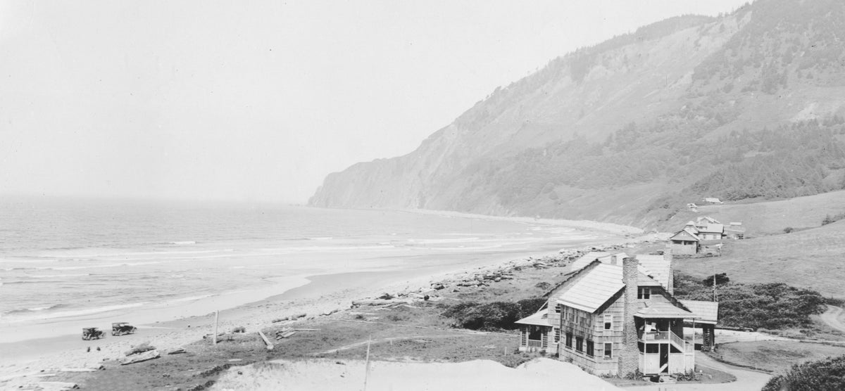 Tillamook County History & Tradition: A Pictorial Retrospective from the Headlight-Herald