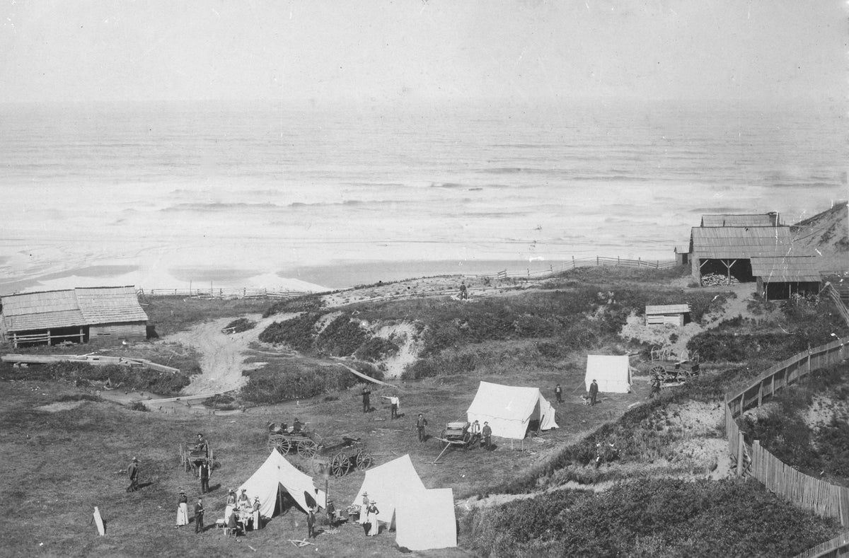 Tillamook County History & Tradition: A Pictorial Retrospective from the Headlight-Herald