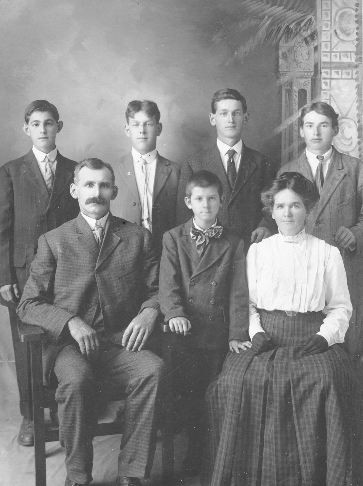 Tillamook County History & Tradition: A Pictorial Retrospective from the Headlight-Herald
