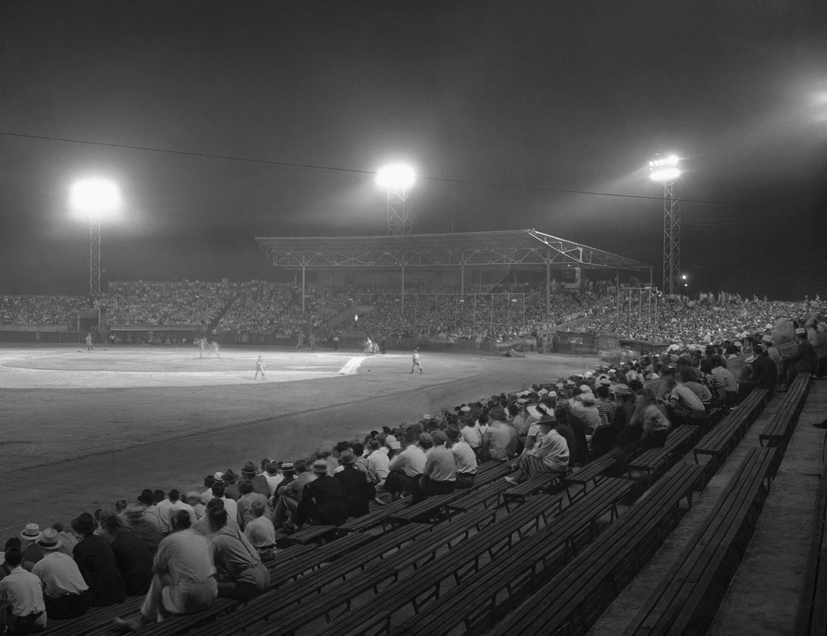 Semi-professional baseball tournament at War Memorial Stadium, 1939. Courtesy Carol W. Martin / Greensboro History Museum Collection