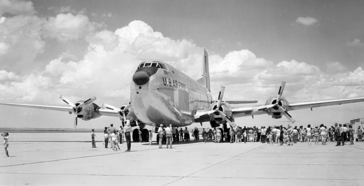 Crowds gathering to see the largest plane ever to land in Casper, June 7, 1958. Courtesy Casper College Western History Center