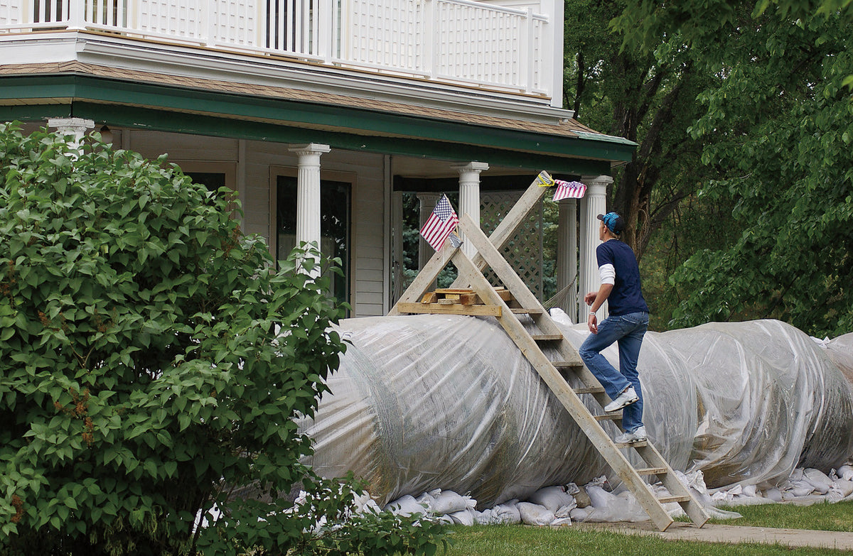 Wrestling with the Mighty Missouri: The Pierre / Fort Pierre Flood of 2011