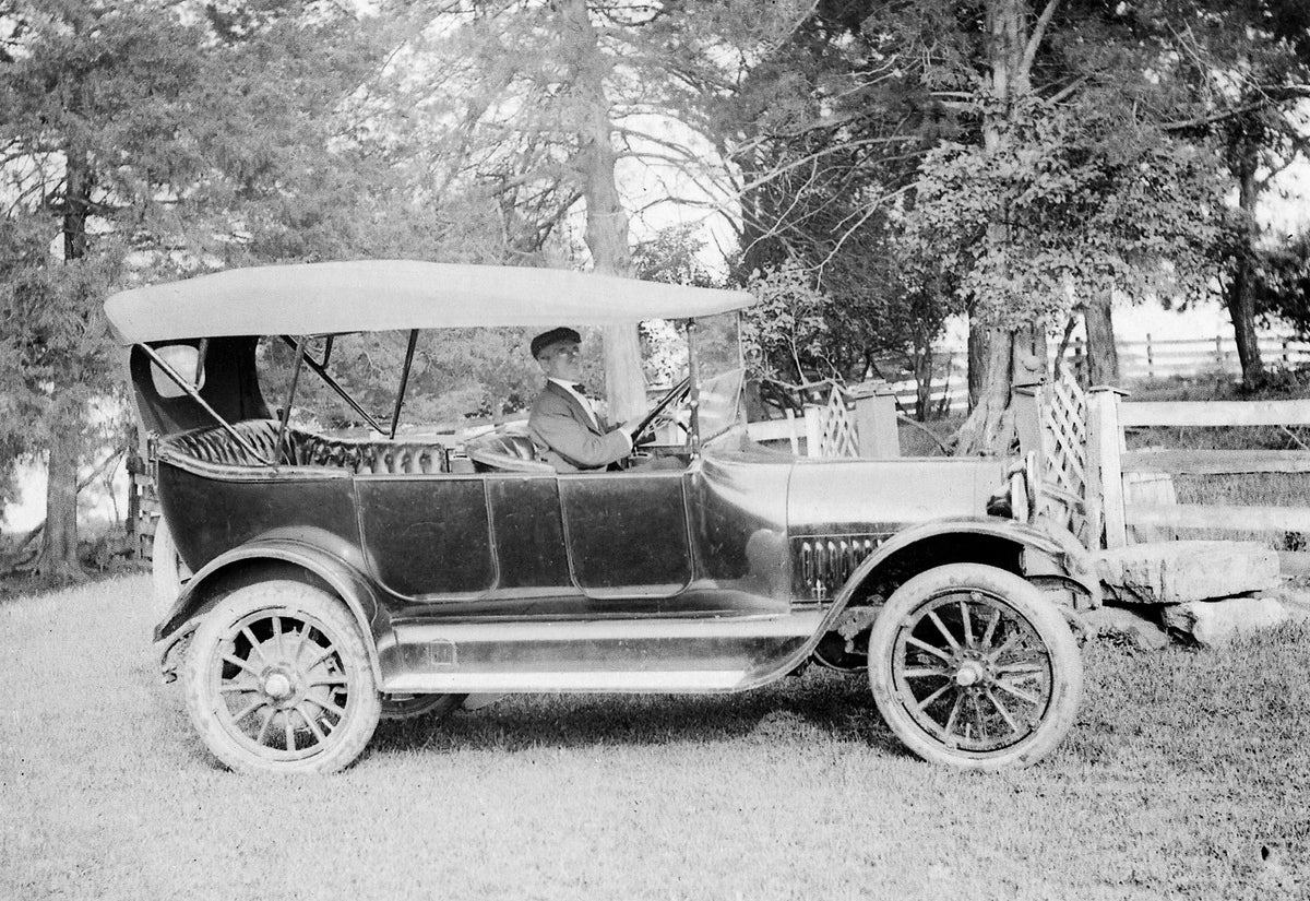 Henry Walton, son of Mrs. John Cooke Grayson by her first husband, at Salubria, Stevensburg, circa 1895. Courtesy Leta Scherquist