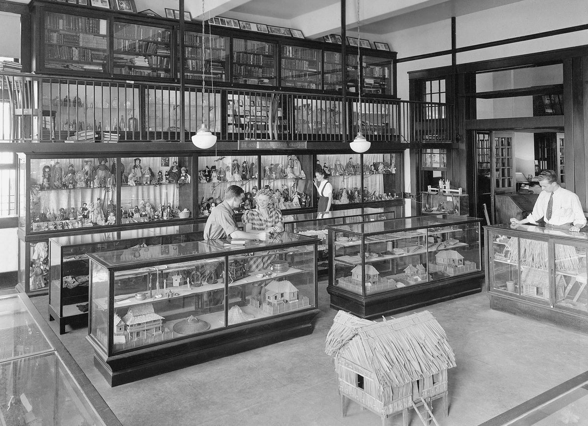 Gustine Courson Weaver Doll Collection at the North Texas State Teachers College Museum (now University of North Texas), late 1930s. Courtesy Denton County Office of History and Culture / #93.8.1b