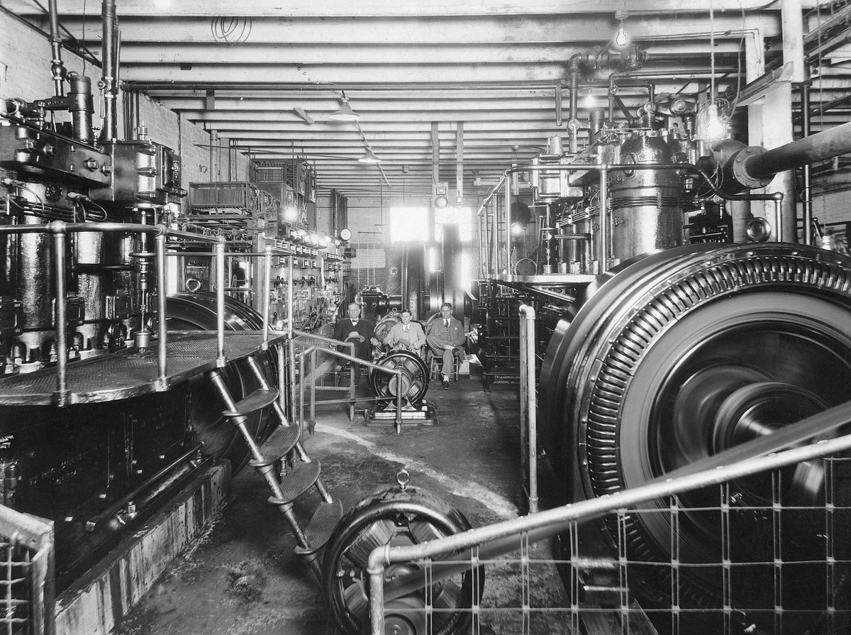 Engines inside the Denton Power Plant, circa 1930. Courtesy Denton County Office of History and Culture / #87.24.130