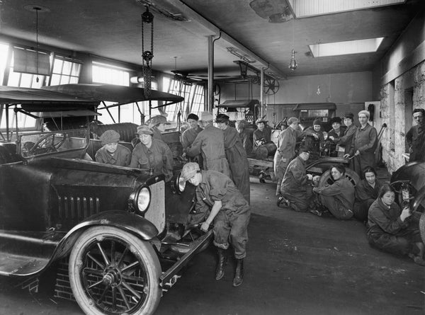Emily Griffith Opportunity School women's auto shop class in the 1920s. Courtesy Denver Public Library, Western History Collection ID# Biography/Griffith, Emily