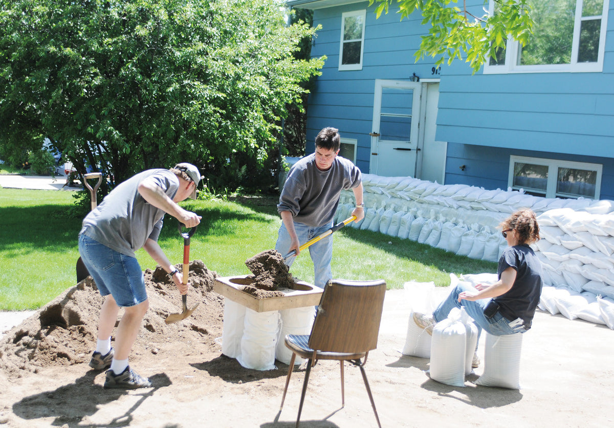 Wrestling with the Mighty Missouri: The Pierre / Fort Pierre Flood of 2011