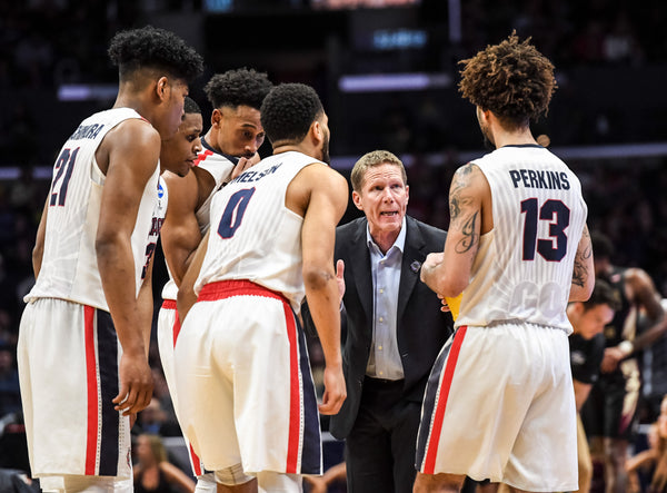 Gonzaga coach Mark Few gathers his team in the final minutes against Florida State in the Sweet 16 game, March 22, 2018, at the Staples Center in Los Angeles. Dan Pelle / The Spokesman-Review