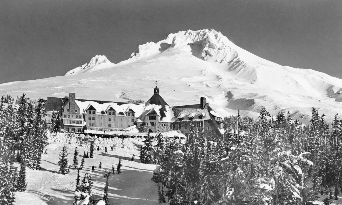 Timberline Lodge, 1938. Courtesy Mt. Hood Cultural Center & Museum / #2000.01.0093
