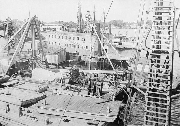 Elizabeth City Shipyard on Riverside Avenue, Elizabeth City, circa 1920. Courtesy Museum of the Albemarle