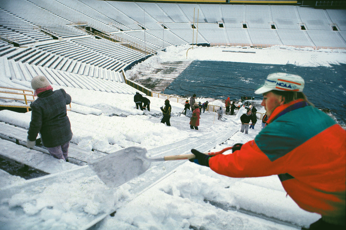 Lambeau Field: Green Bay's National Treasure (2003)