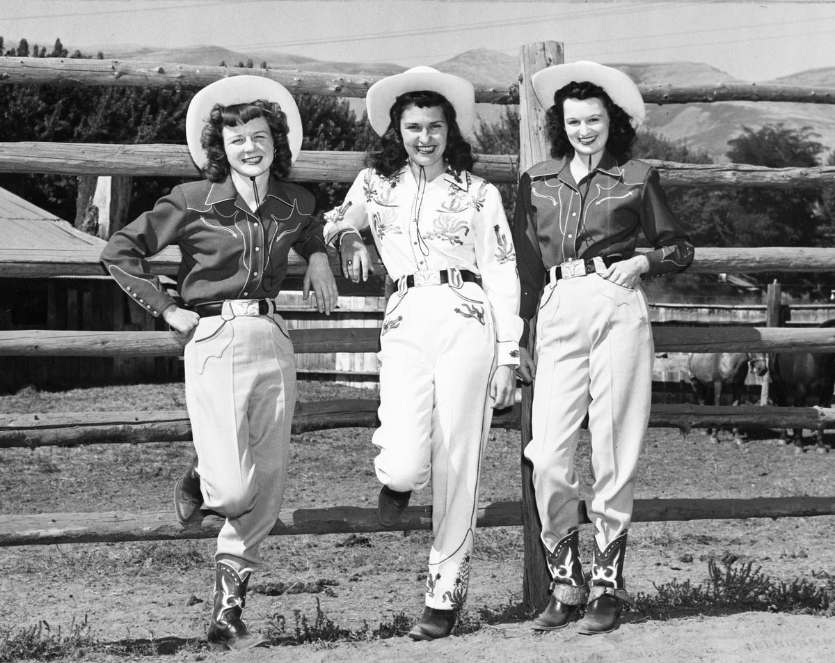 Queen Mary Jane Brier, Princess Blanche Lermeny (Maxwell) and Princess Joan Taylor (Clay), 1948. Courtesy Lewiston Morning Tribune