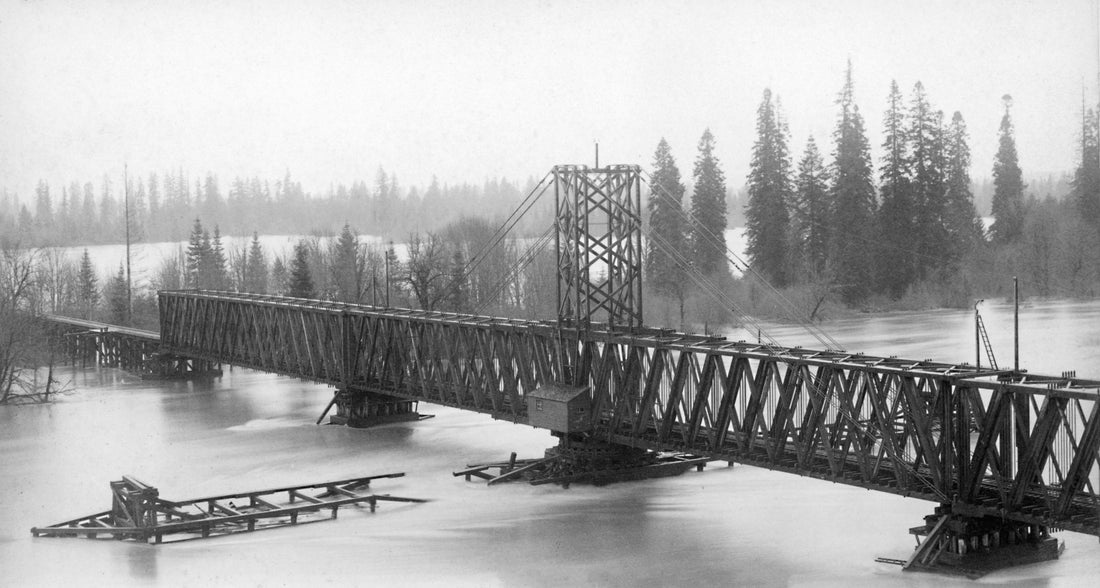 Oregon Pacific Railroad Bridge viewed from Red Crown Mills during a flood, February 1890. It was the longest wooden drawbridge in the world. Courtesy Albany Regional Museum