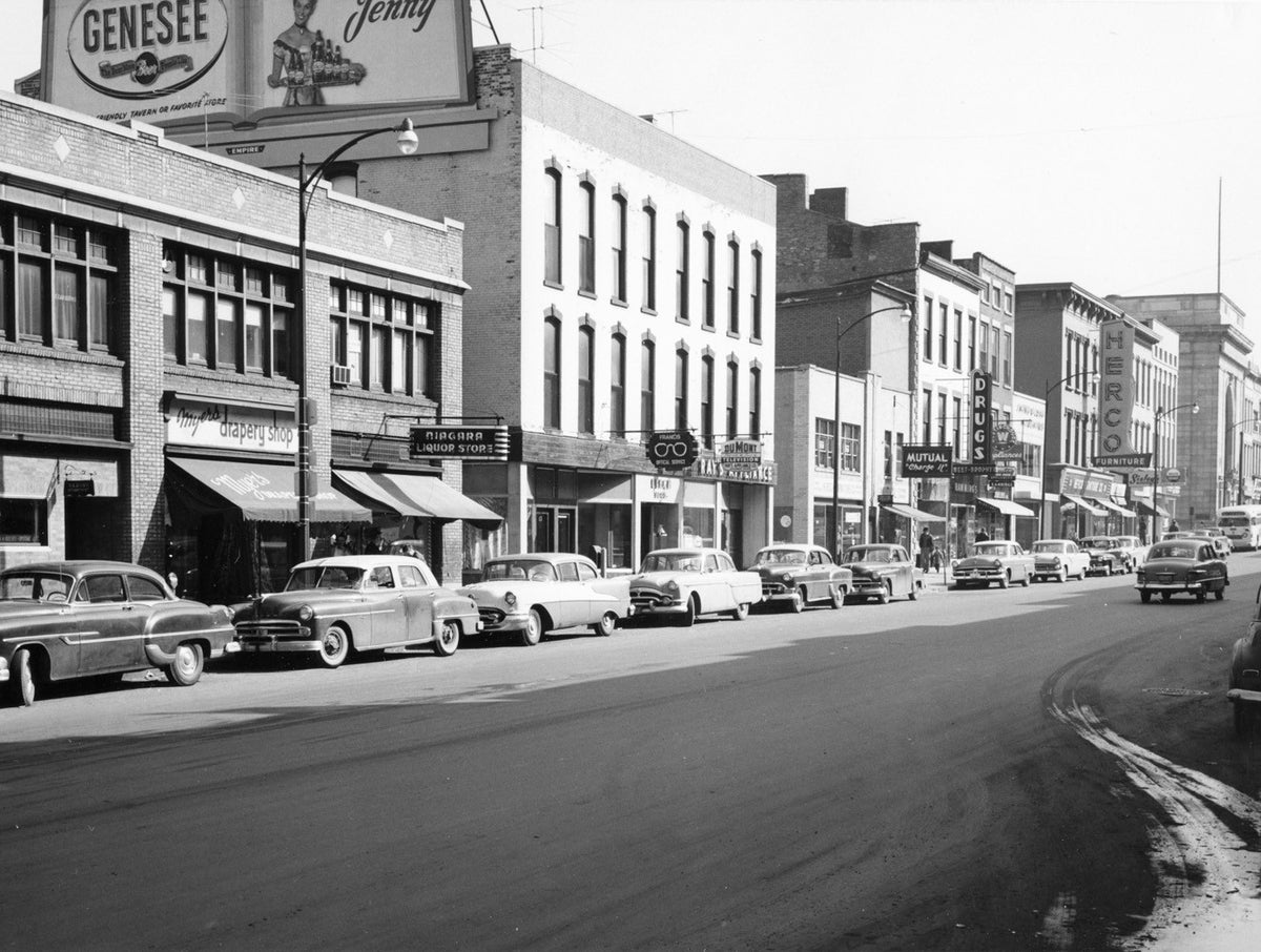 Lockport Memories: A Pictorial History Celebrating Lockport's 150th Anniversary