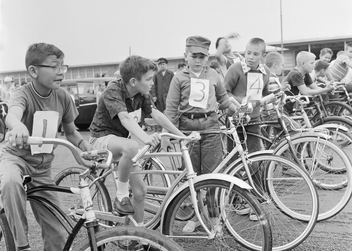 Entrants for a bicycle marathon in Valdosta, April 1961. Lowndes County Historical Society and Museum