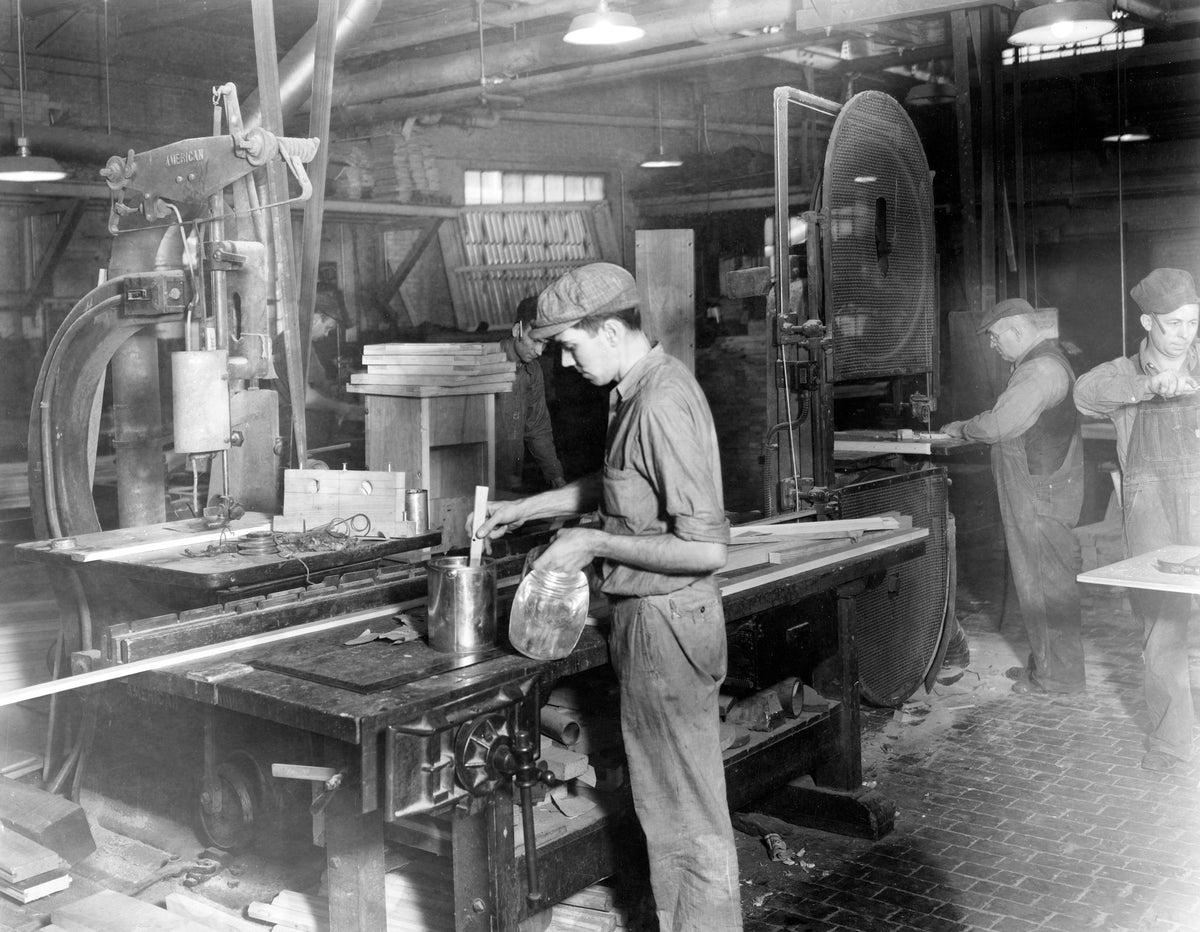 Frank Grossman at work in Staley's Mill Wright Shop, 1941. He went on to be a member of Decatur City Council, Plan Commission, Platt Committee, Board of Local Improvements and Civic Center Board. Courtesy Franz Grossman