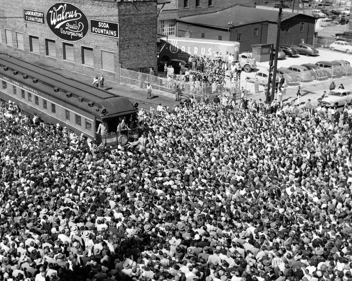 A huge crowd gathering at Morgan Street to see Dwight D. Eisenhower on October 2, 1952. An estimated 20,000 people came. Courtesy Herald & Review