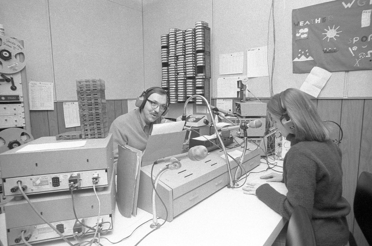 On the air at WGIR are Moe Quinn and Susan Ahearn, February 13, 1979. Photo by Jim Schaufenbil. Courtesy Union Leader Archives