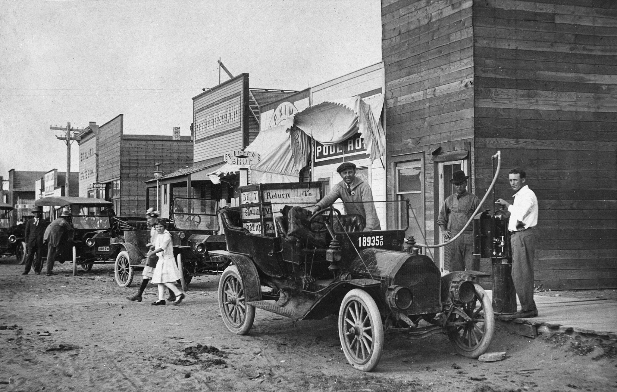 Miles City Memories: Pictorial History Book – Pediment Publishing
