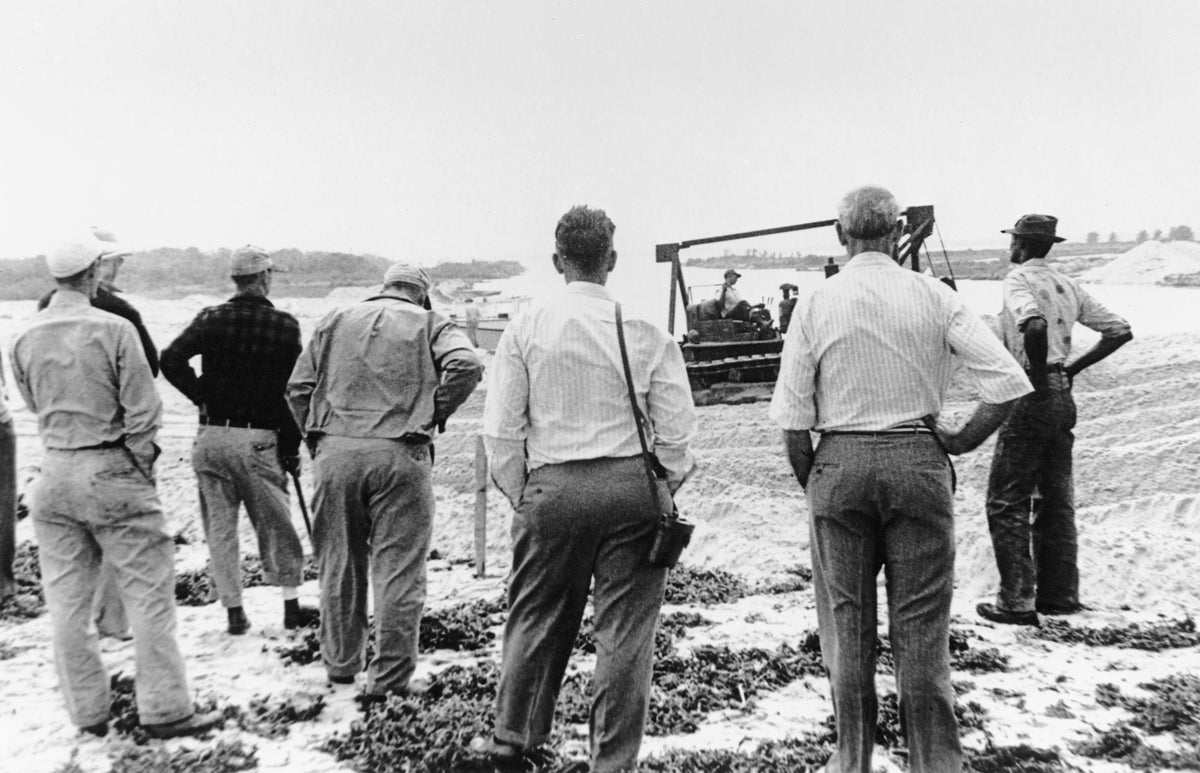 100 Years at Sebastian Inlet: A History of the Sebastian Inlet District