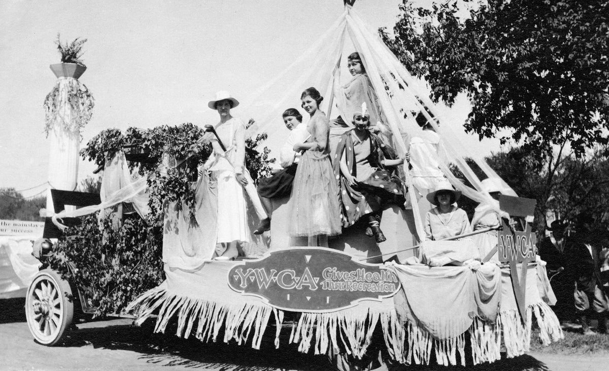 YWCA float in the Health Parade in 1919.