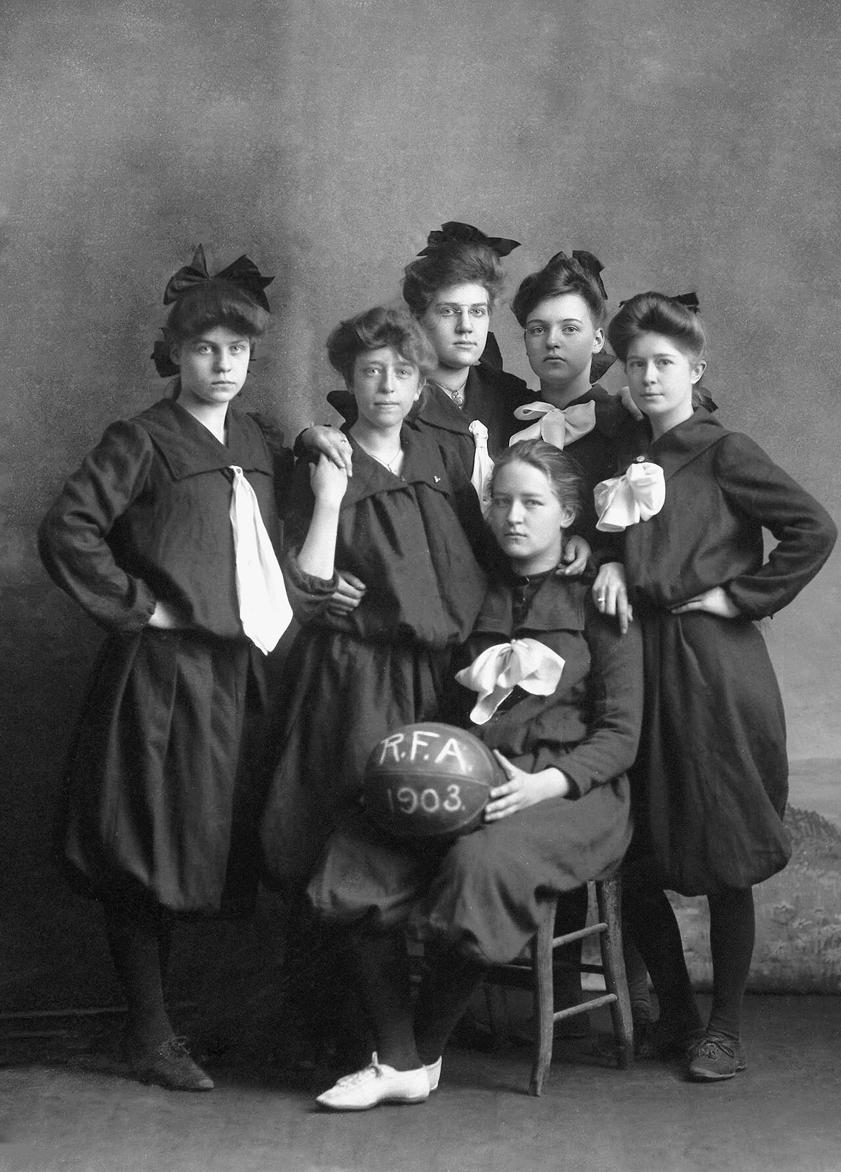 Rome Free Academy girl’s basketball team of 1903. Courtesy Oneida County History Center