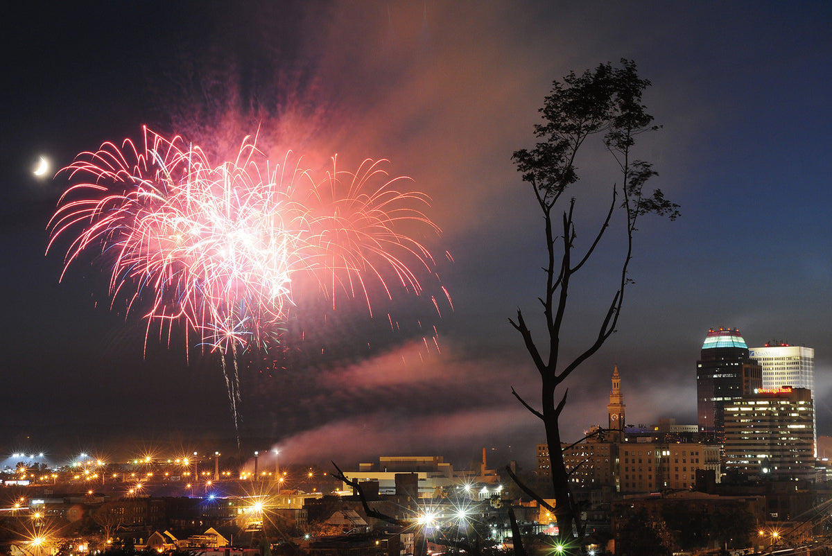Springfield 375 Years: A Photo Retrospective of Greater Springfield