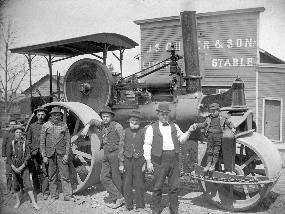 Road building equipment near Hobart, 1890. Jacob Hurlburt is fourth from left. Courtesy Don Hurlburt