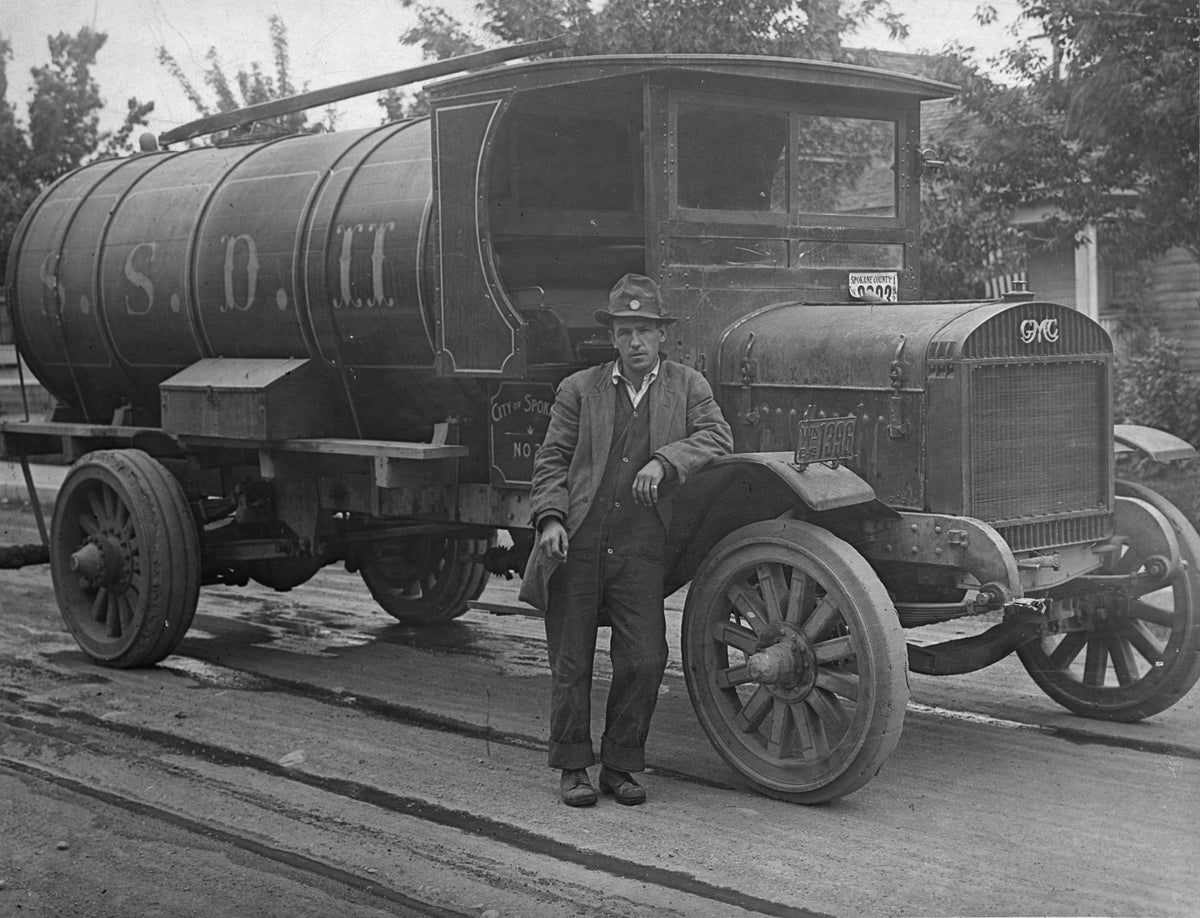 Spokane Street Department sprinkler truck to help control dust on the city's dirt streets, circa 1920. Courtesy Northwest Museum of Arts & Culture/EWSHS