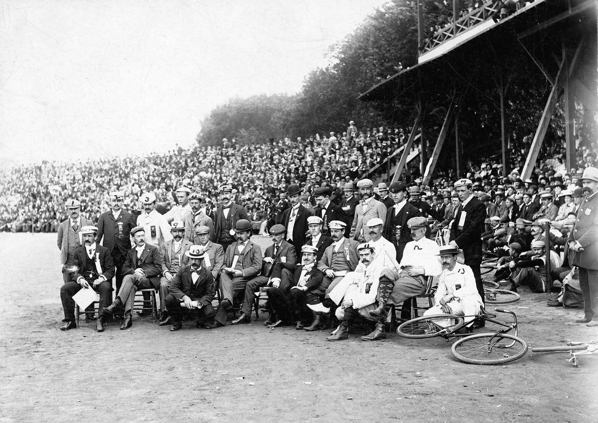 Springfield 375 Years: A Photo Retrospective of Greater Springfield