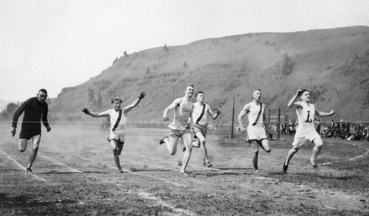 A track meet at Washington School in Pendleton, 1915. Courtesy Wayne Low Collection