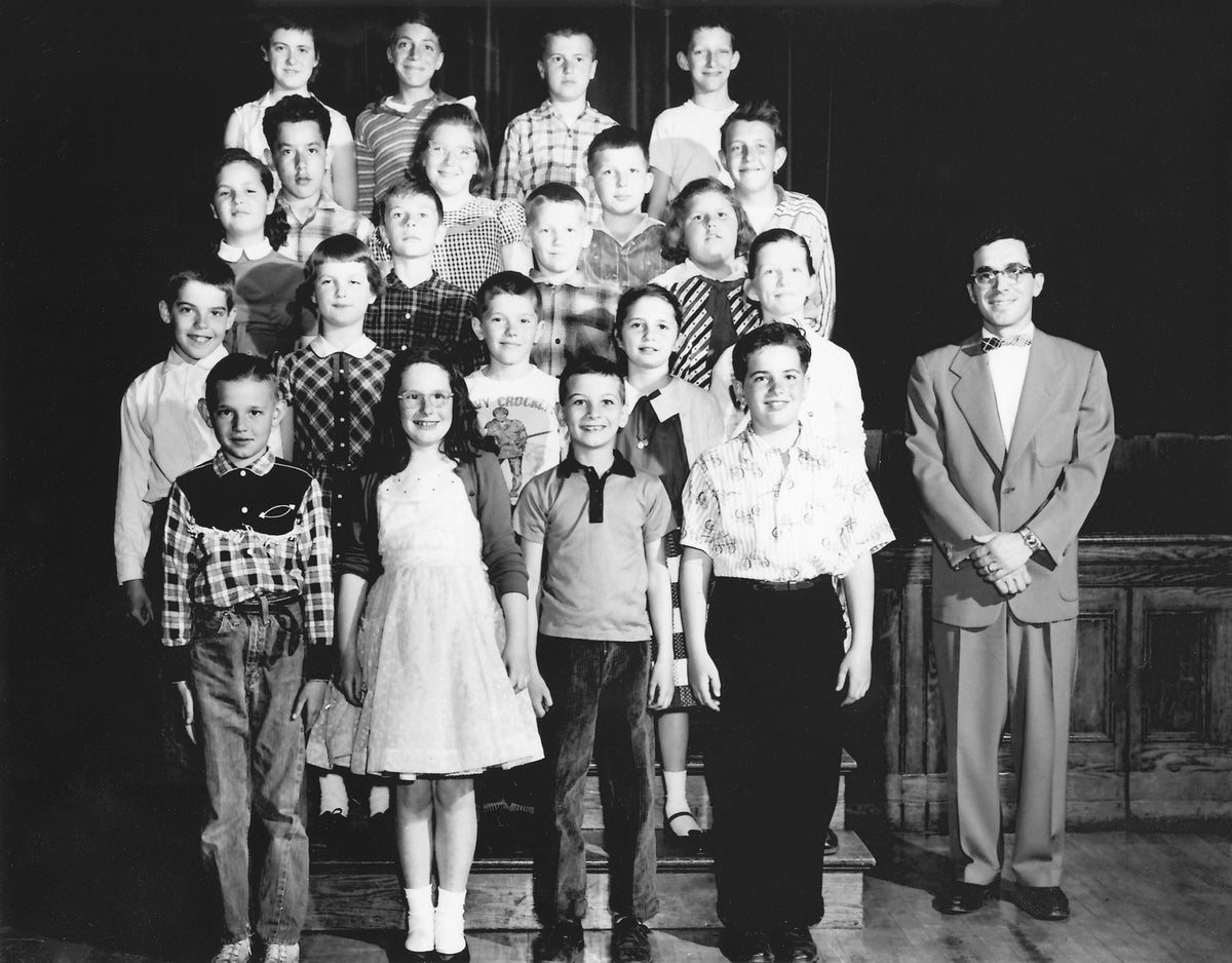 Mr. Gordon Dragoon's fifth-grade class at Broad Street School in Glens Falls, April 1958. First row, from left: Ed Raymond, Caroline ?, Woody Loveland, Phil Aldous. Second row: Steve Baker, Sue Hall, unknown, Barbara Root, unknown. Third row: Unknown, Bill Trombley, Bob Godin, Patricia DeRidder. Fourth row: Joe Mabb, Carol Kritz, Ed Shadwell, unknown. Fifth row: Unknown, Joe Bombard, Frank Crippen, unknown. Courtesy Carol Kritz Dahlheimer