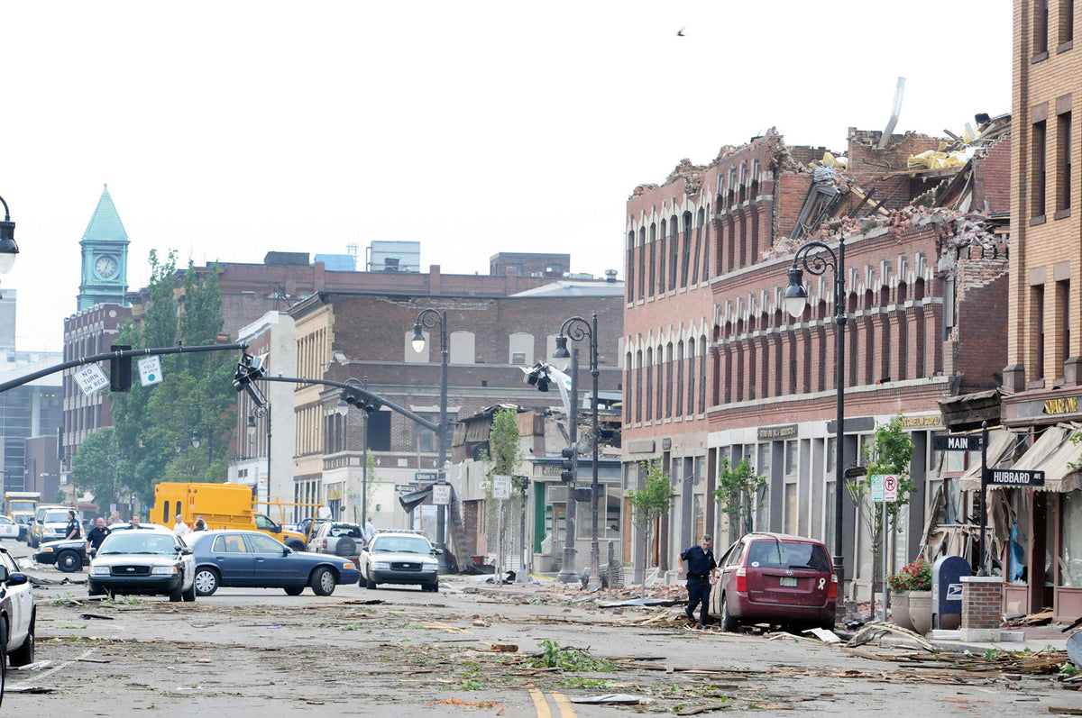 Springfield 375 Years: A Photo Retrospective of Greater Springfield