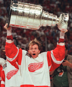Stanleytown: The Inside Story of How the Stanley Cup Returned to the Motor City After 41 Frustrating Seasons (2021)